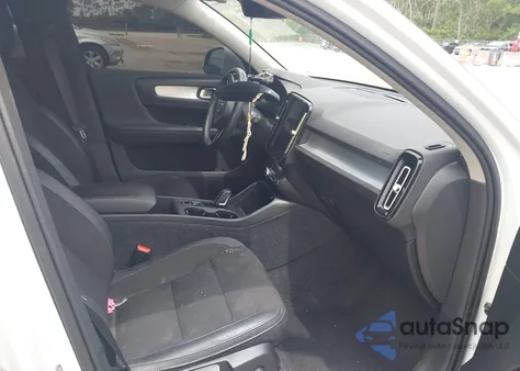 2020 Volvo Xc40 T4 Momentum from USA, damaged, VIN YV4AC2HK6L2344841